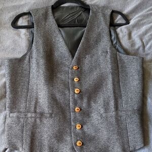 Men's Gray Vest with Wooden Buttons